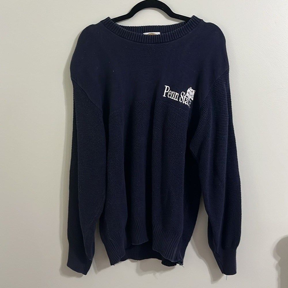 Vintage men’s PSU sweater